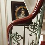 Hotel Henri Iv