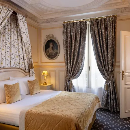 Henri Iv Hotel 4*