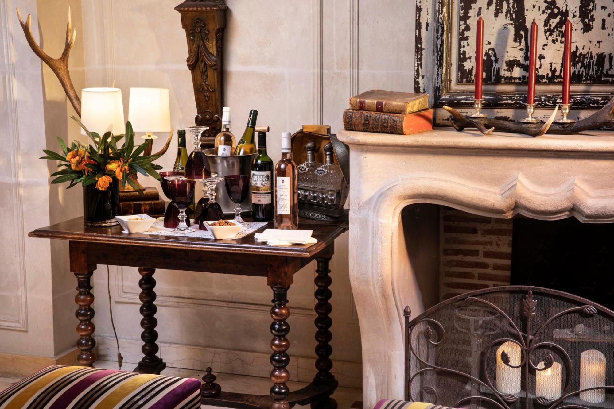 Hotel Henri Iv Paris