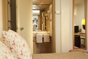 Hotel Henri Iv Paris